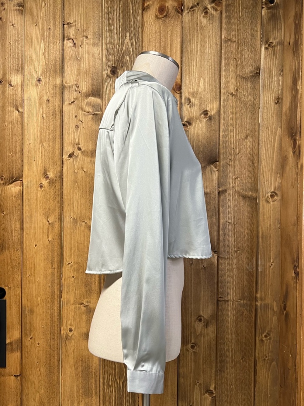 Jon & Anna Medium Silver Silky Cropped Long Sleeve Button Up Blouse - Picture 3 of 7
